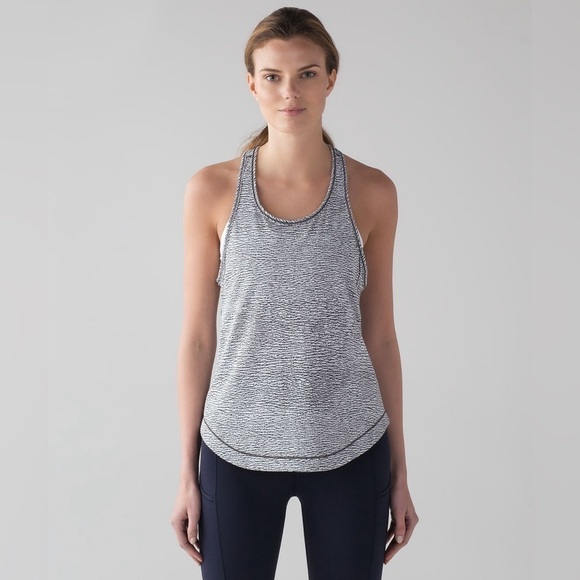 lululemon athletica Tops - Lululemon Long Distance Tank size 4